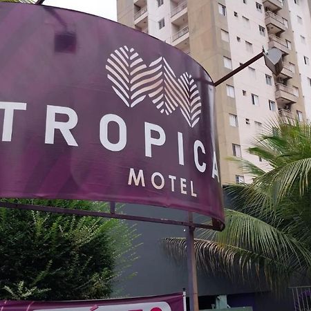 Motel Tropical Ribeirão Preto Eksteriør billede